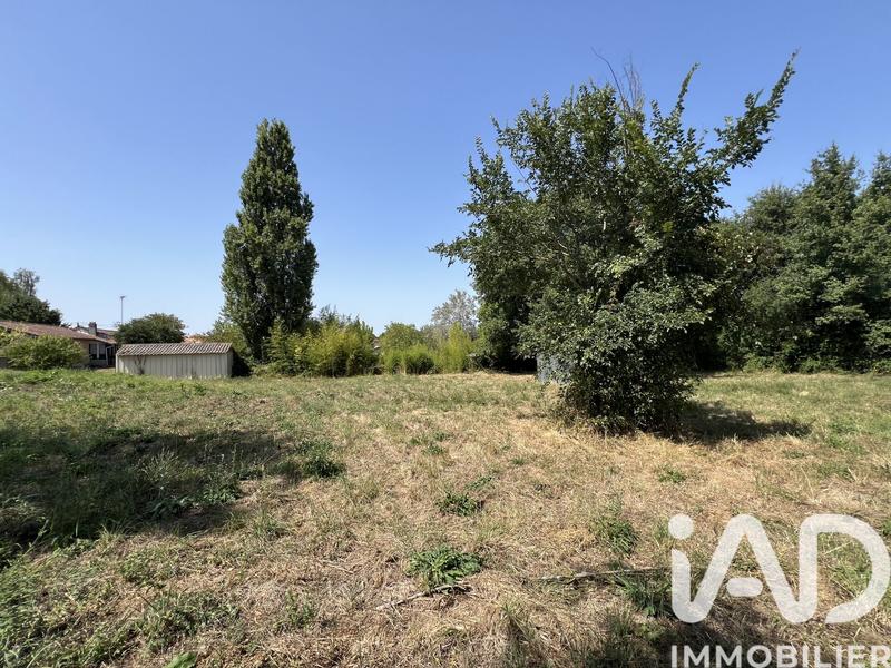 Terrain - 869 m²