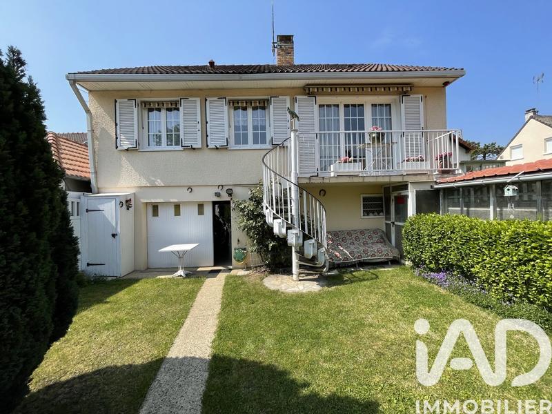 Maison - 100 m² - 5 pièces