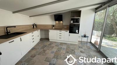 Chambre - 12 m² - 1 pièce