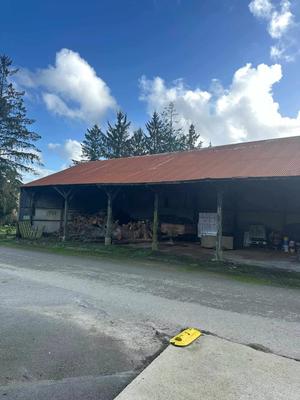 Hangar - 325 m² - 2 pièces