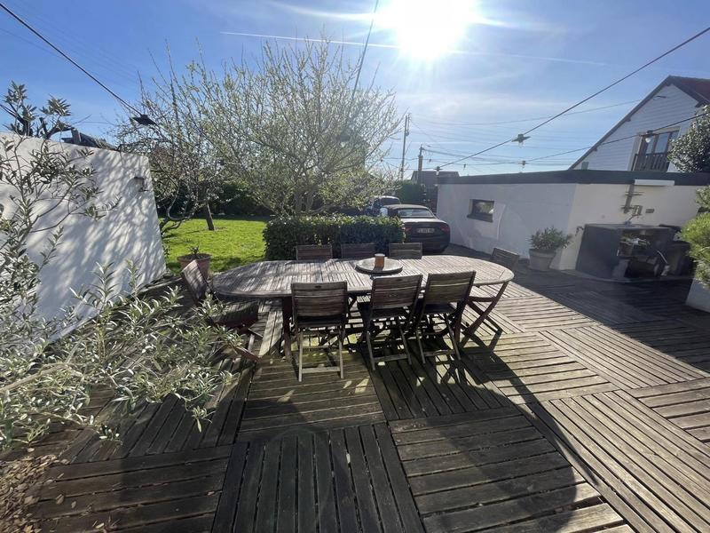 Maison - 126 m² - 8 pièces