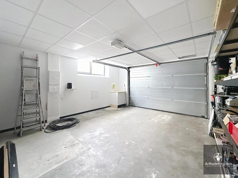 Appartement - 100 m² - 4 pièces