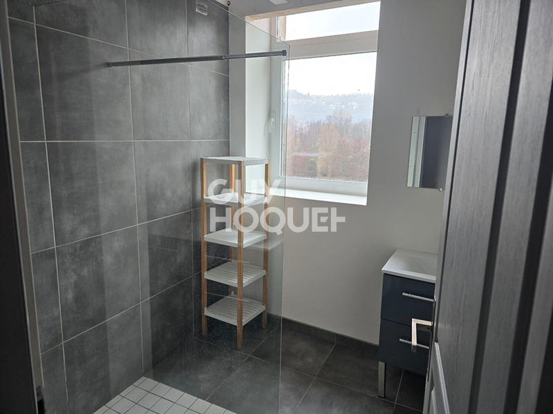 Appartement - 94 m² - 4 pièces