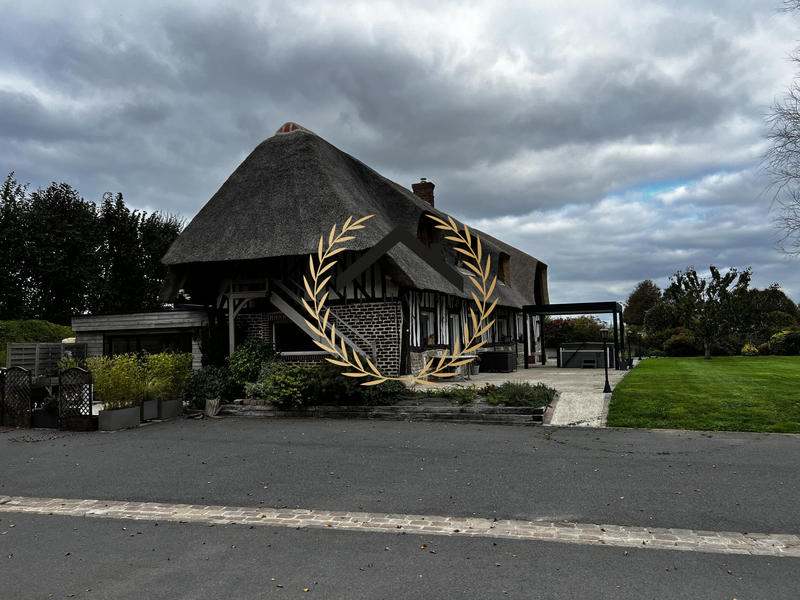 Maison - 297 m² - 8 pièces