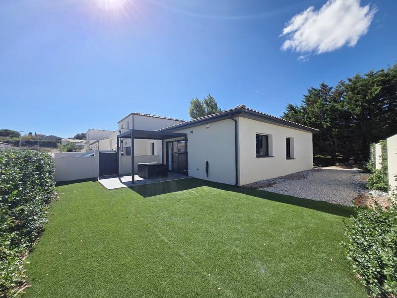 Maison - 80 m² - 4 pièces