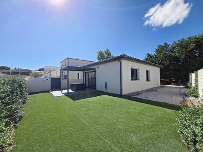 Maison - 80 m² - 4 pièces