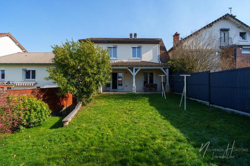 Maison - 108 m² - 5 pièces