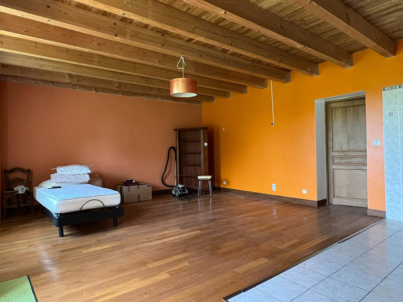 Maison - 213 m² - 4 pièces