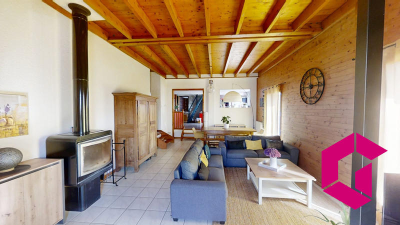 Maison - 115 m² - 5 pièces