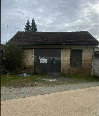 Maison - 100 m² - 1 pièce