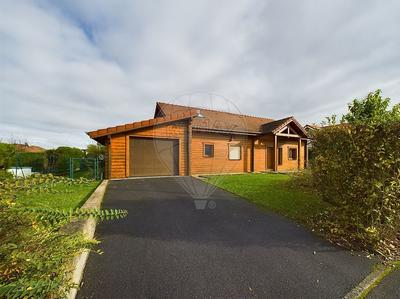 Maison - 155 m² - 4 pièces