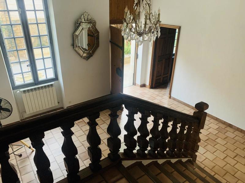 Maison - 252 m² - 9 pièces