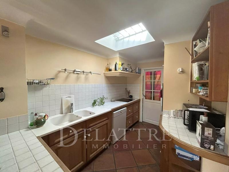 Villa - 250 m² - 9 pièces