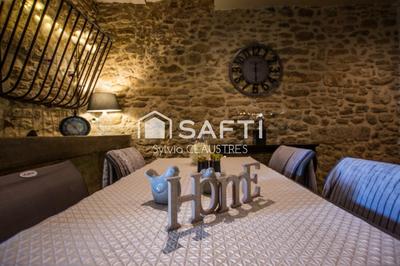 Bastide - 420 m² - 11 pièces