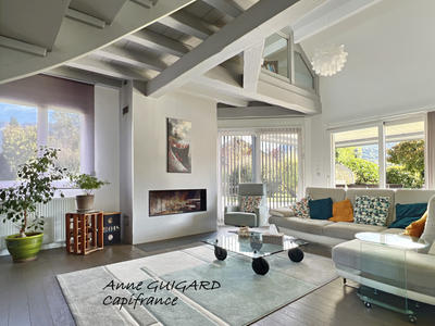 Maison - 194 m² - 6 pièces