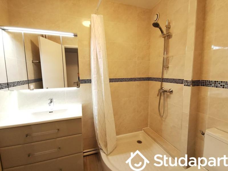 Chambre - 16 m² - 1 pièce