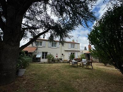 Maison - 154 m² - 5 pièces