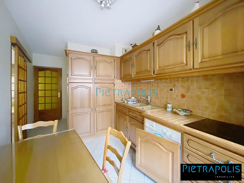 Appartement - 86 m² - 4 pièces