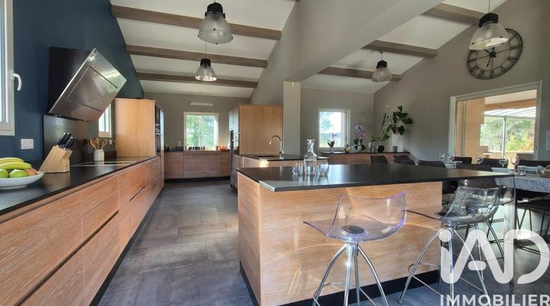 Maison - 150 m² - 6 pièces