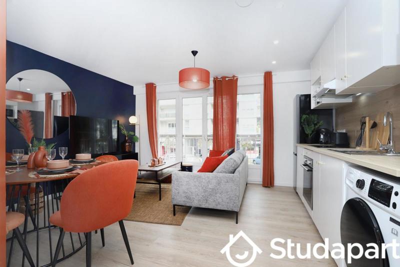 Chambre - 10 m² - 1 pièce