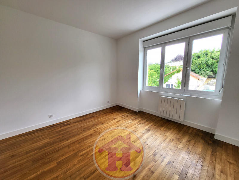 Appartement - 155 m² - 8 pièces