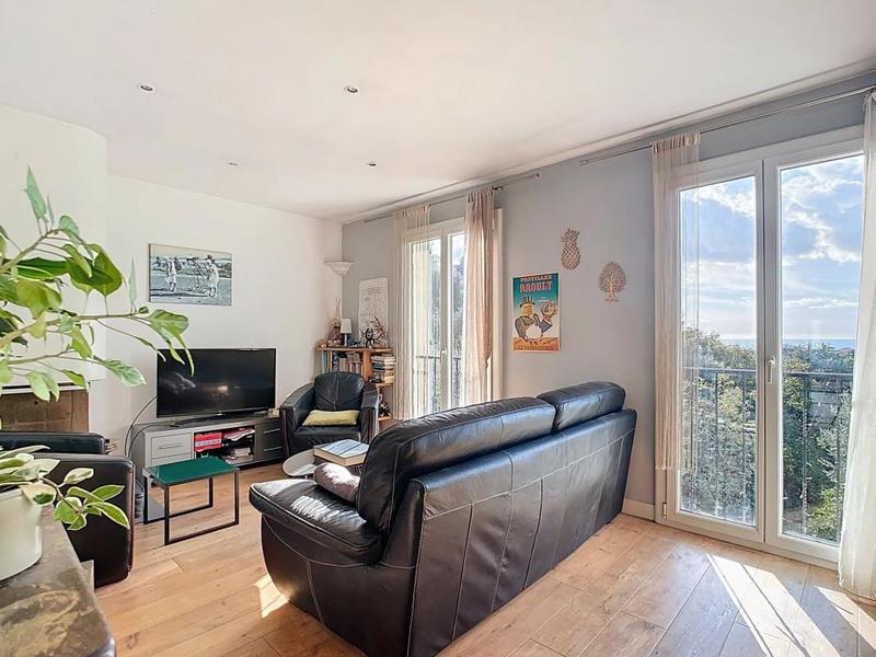 Maison - 121 m² - 4 pièces