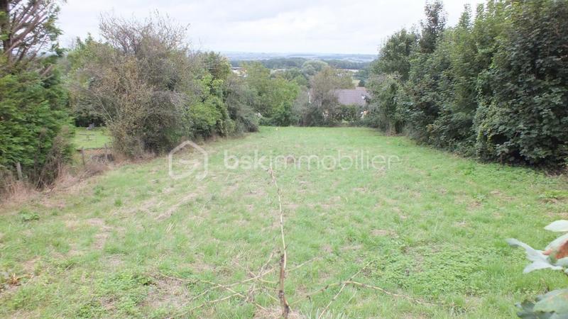 Terrain constructible - 1 234 m²