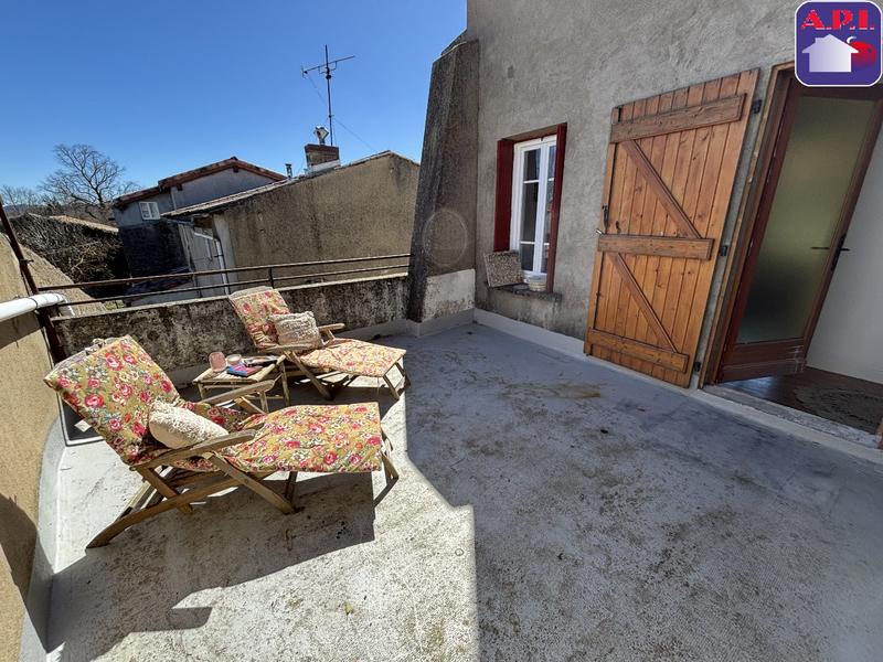 Maison - 186 m² - 8 pièces