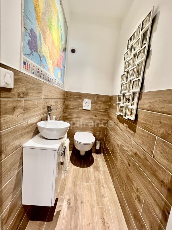 Appartement - 152 m² - 7 pièces