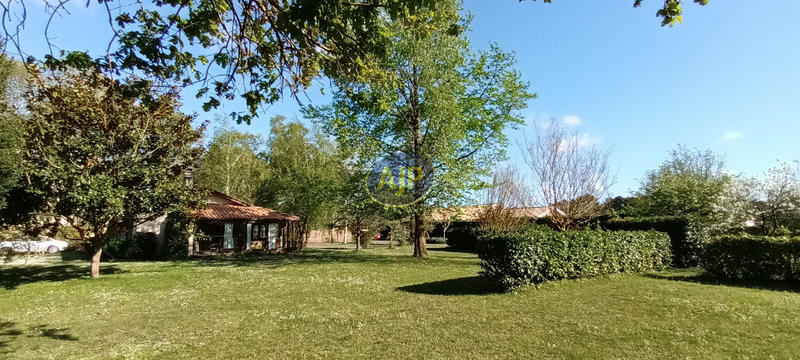 Maison - 140 m² - 6 pièces