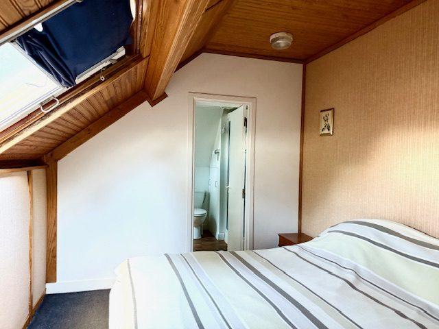 Maison - 182 m² - 7 pièces