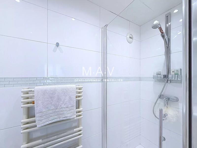 Appartement - 123 m² - 4 pièces