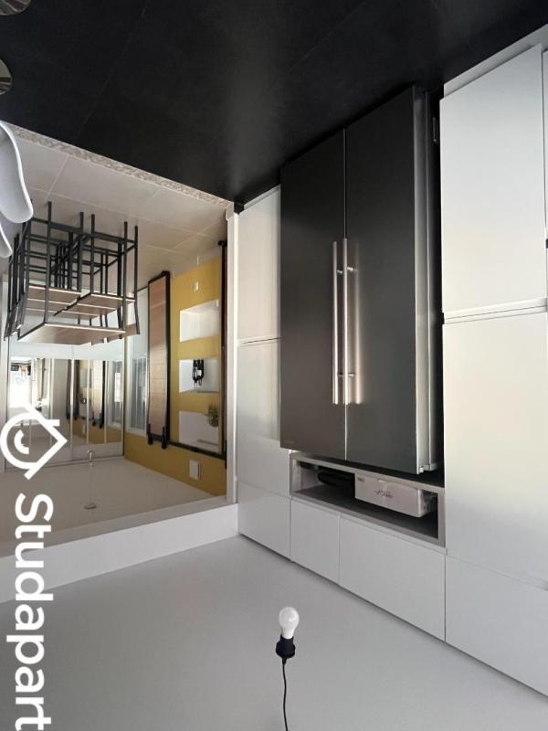 Chambre - 12 m² - 1 pièce