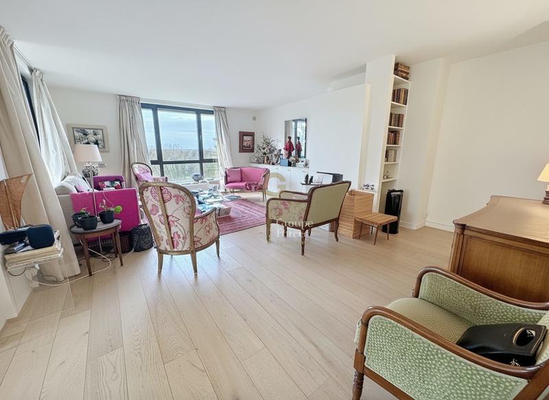 Appartement - 130 m² - 4 pièces