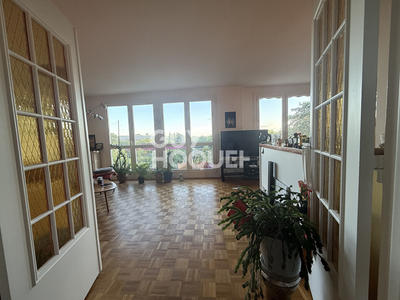 Appartement - 86 m² - 4 pièces