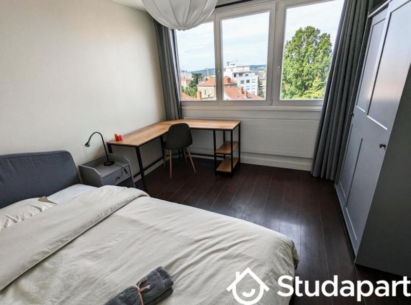 Chambre - 9 m² - 1 pièce