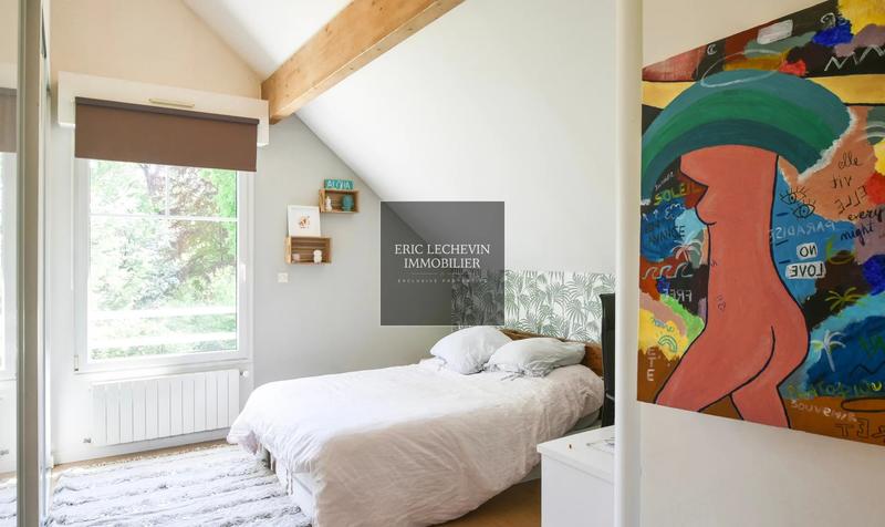 Villa - 265 m² - 8 pièces