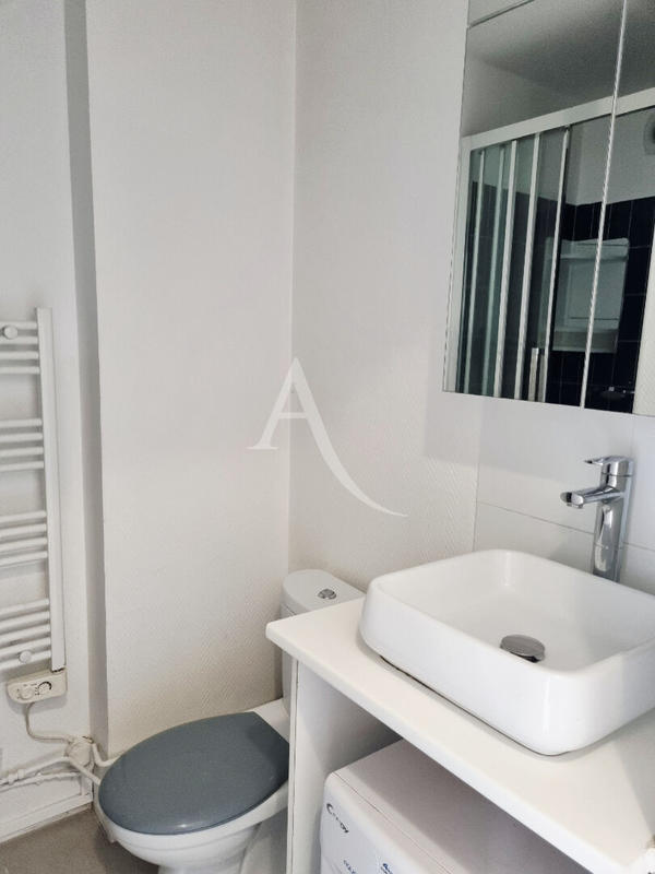 Appartement - 16 m² - 1 pièce