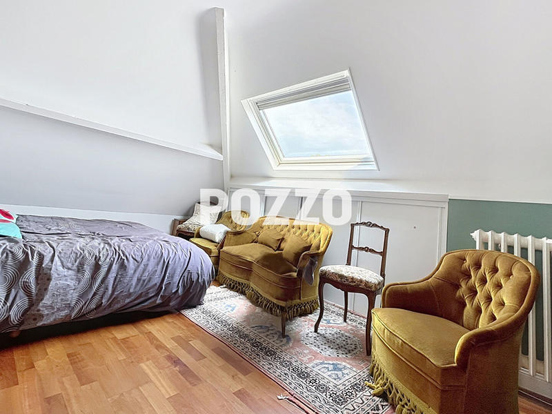 Maison - 174 m² - 7 pièces