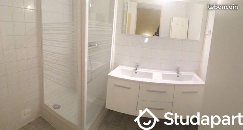 Chambre - 9 m² - 1 pièce