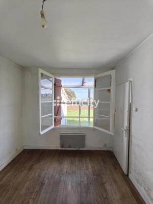 Maison - 72 m² - 6 pièces