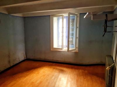 Maison de village - 90 m² - 6 pièces