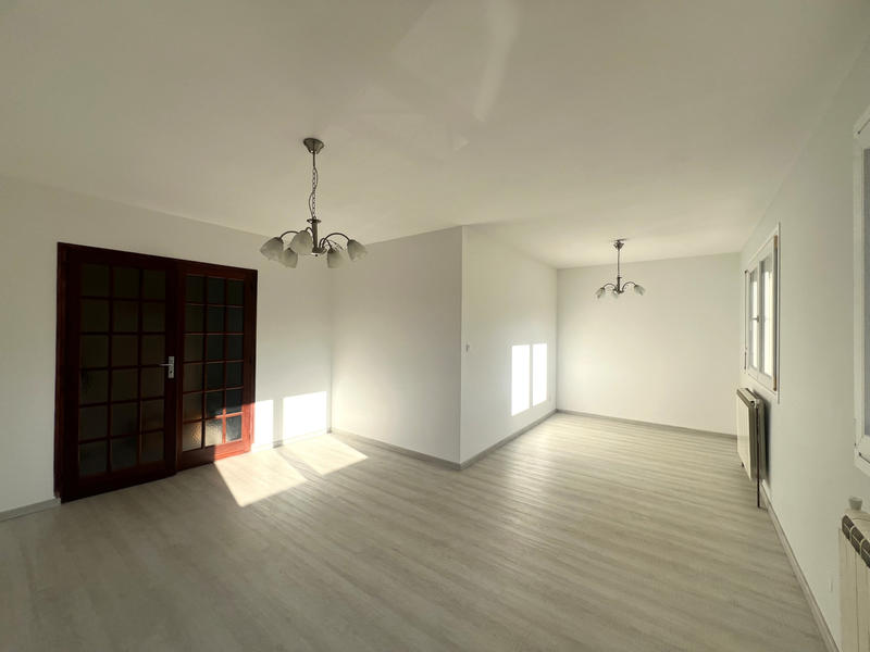 Maison - 88 m² - 6 pièces