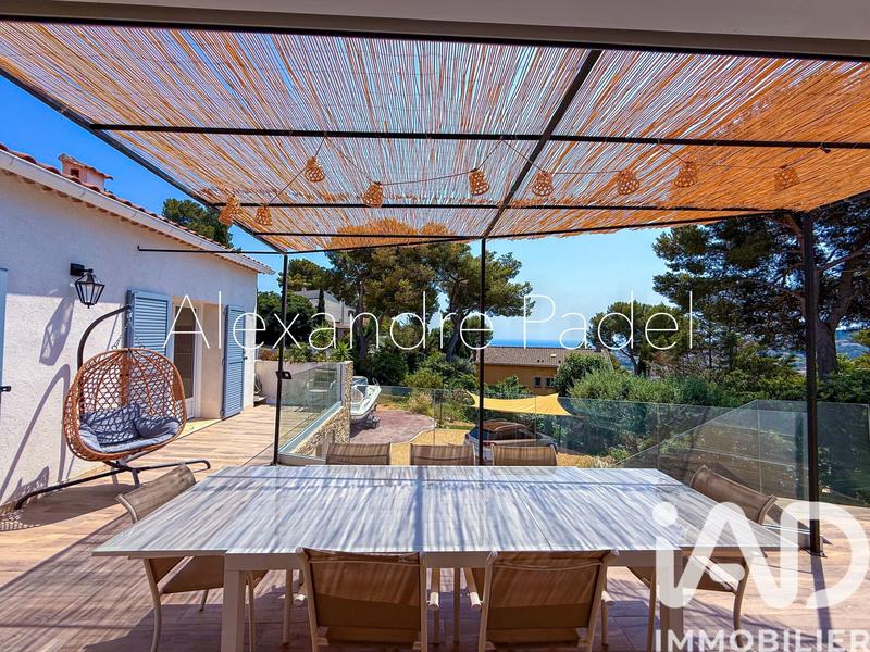 Maison de maîtres - 270 m² - 10 pièces