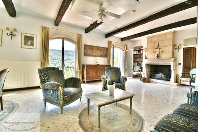 Maison - 260 m² - 7 pièces