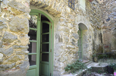 Maison - 254 m² - 9 pièces