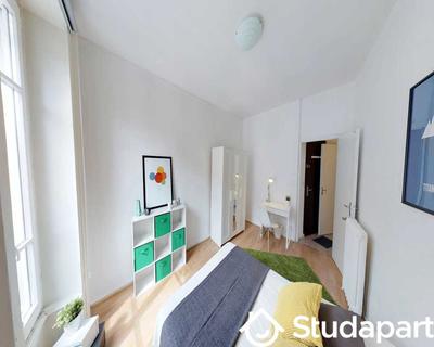 Chambre - 60 m² - 1 pièce