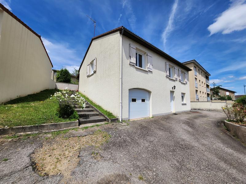 Maison - 121 m² - 6 pièces