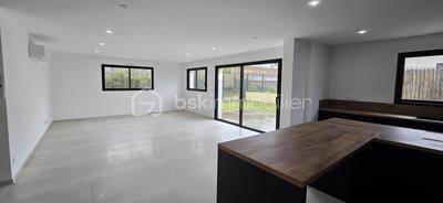 Maison - 177 m² - 6 pièces