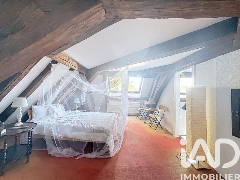 Maison - 406 m² - 10 pièces